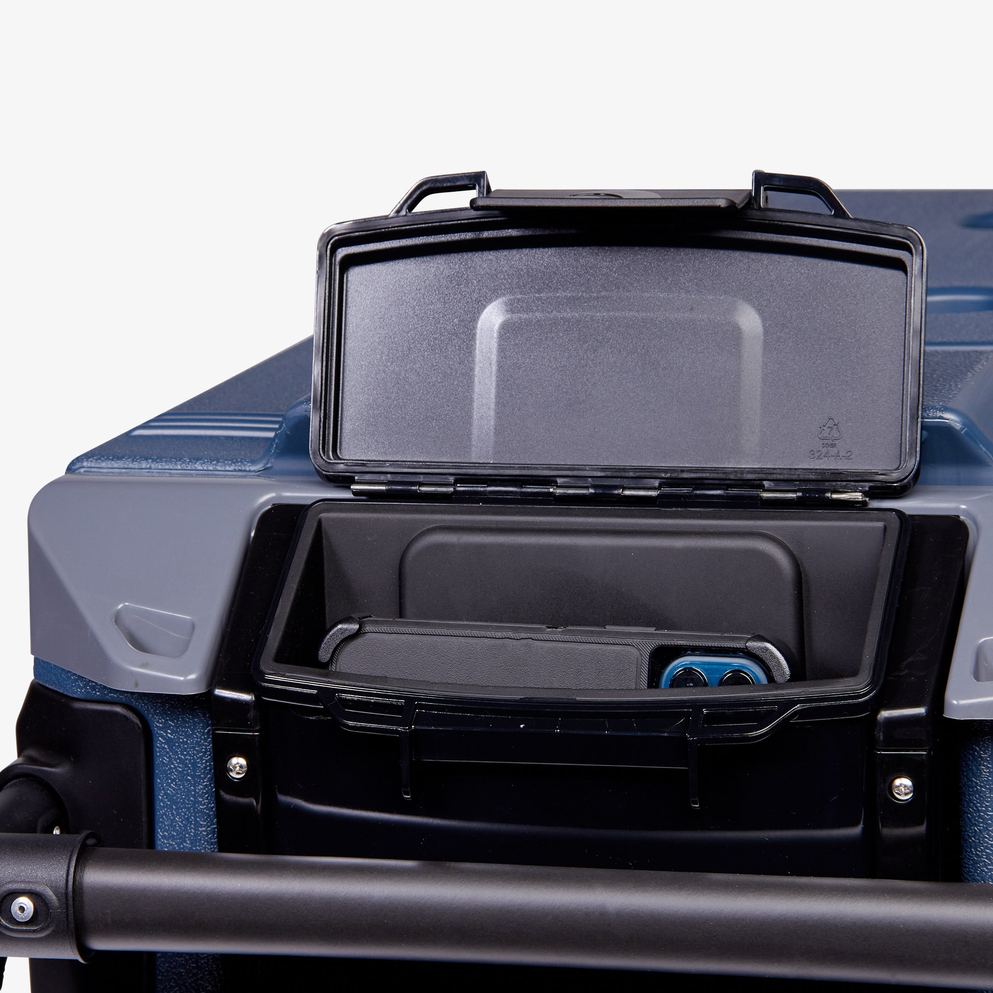 Trailmate® Journey 70 Qt Cooler - Image 80